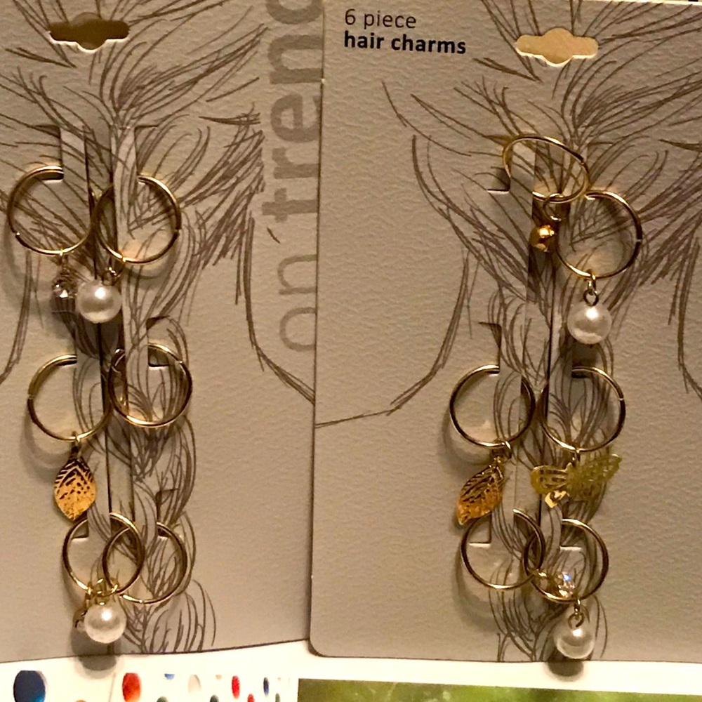 ON TREND Pearl Rhinestone Butterfly Hair Charms 12